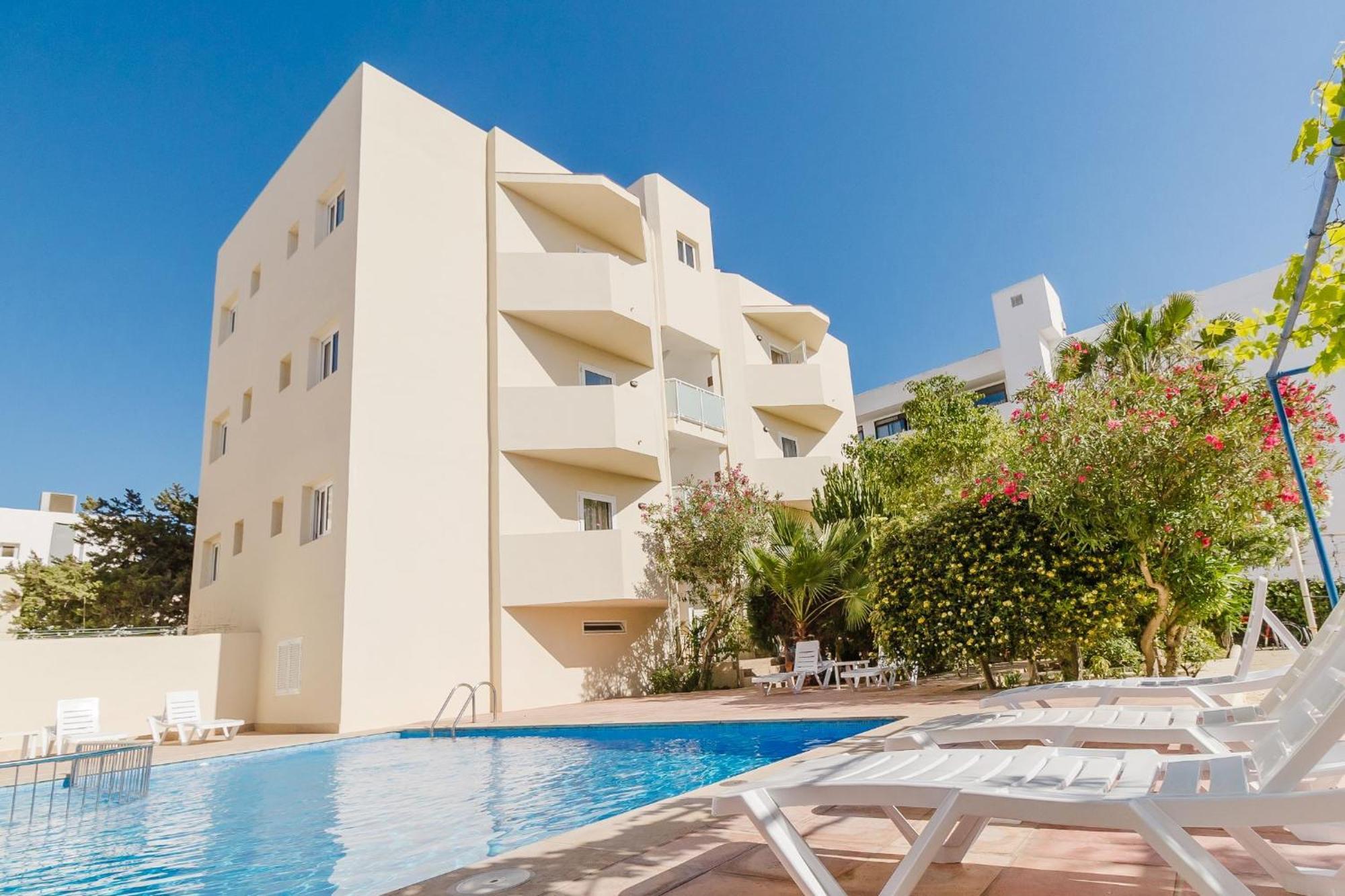 Apartamentos Timon - Emar Hotels Ес Пухолс Екстериор снимка
