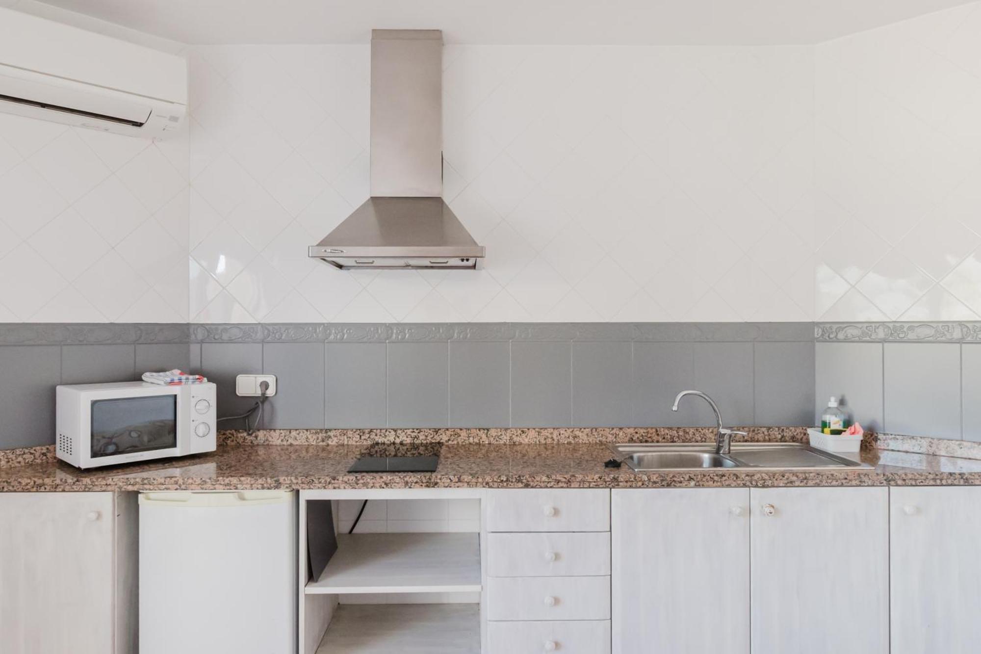 Apartamentos Timon - Emar Hotels Ес Пухолс Екстериор снимка